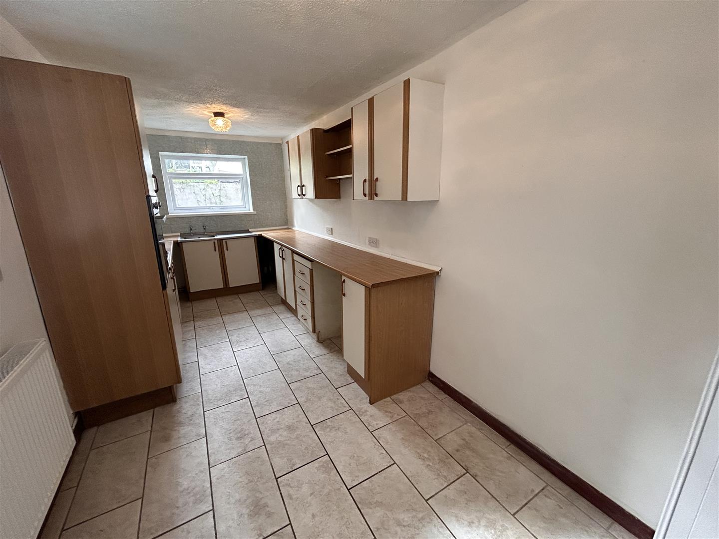 Clydach Road, Morriston, Swansea, SA6 6QH